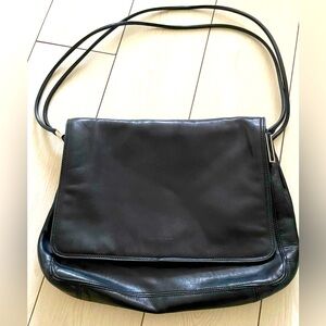 Francesco Biasia made in Italy leather satchel purse with‎ front clasp closure